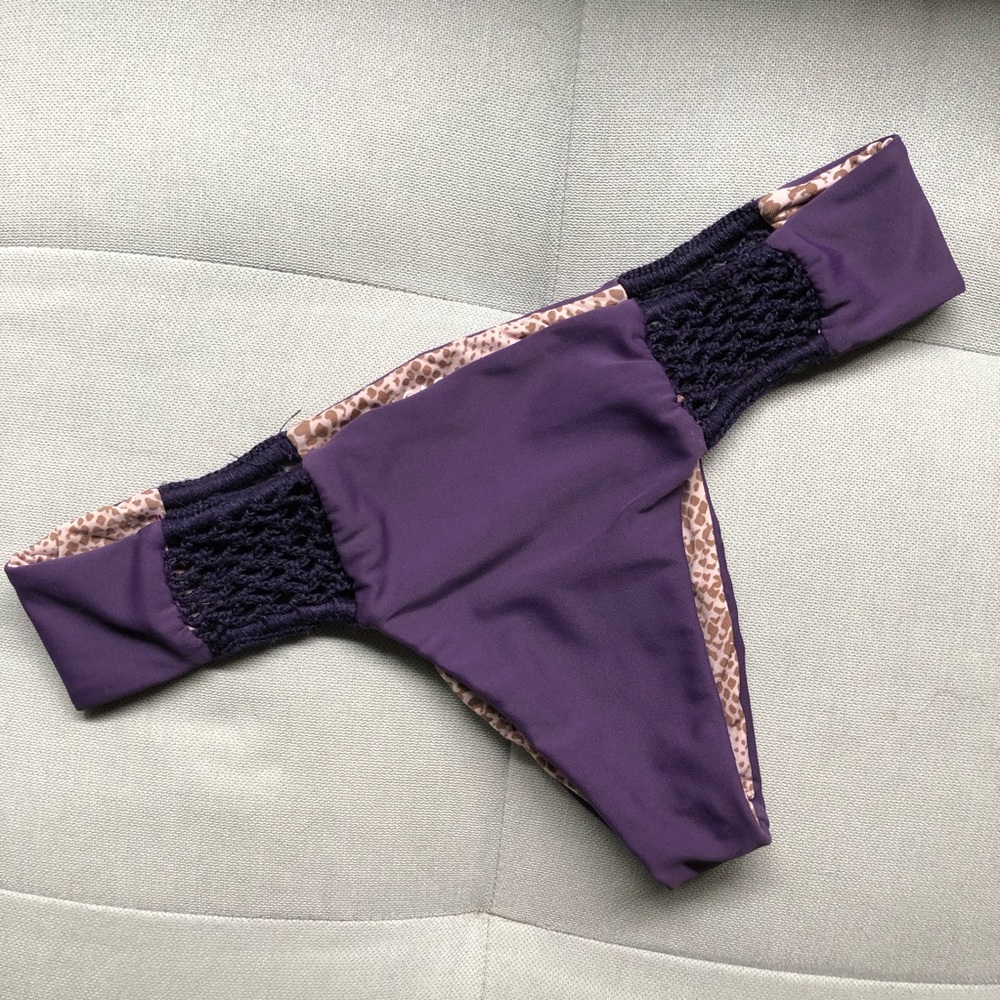 Acacia Poppy bottoms size M